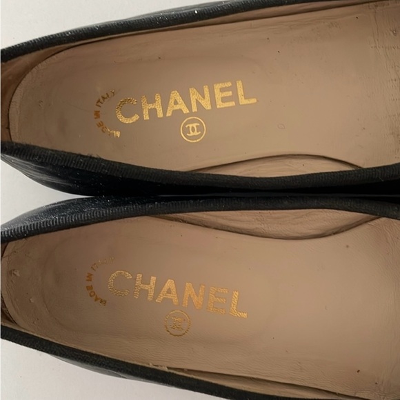 Chanel Black Ballet Flats - Picture 2 of 15
